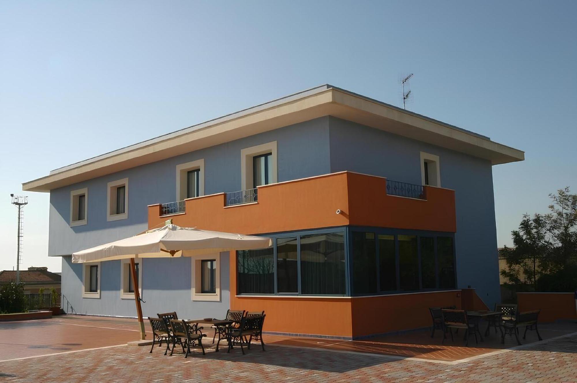 Motel - Hotel Nautico Pozzallo Eksteriør bilde